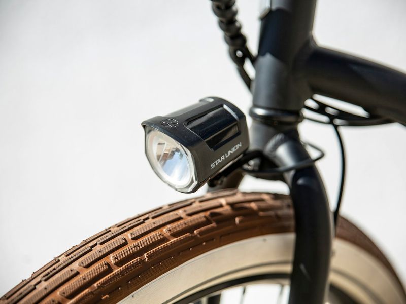 E-Bike Frontlicht am Lenker (Demo-Foto)